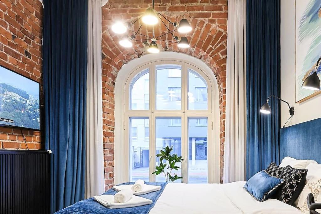 Urban-Glam City Centre Studio With A Gym And Terrace Tallin Zewnętrze zdjęcie