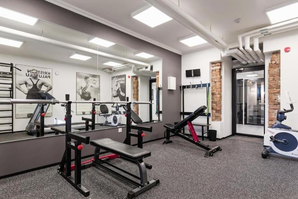 Urban-Glam City Centre Studio With A Gym And Terrace Tallin Zewnętrze zdjęcie