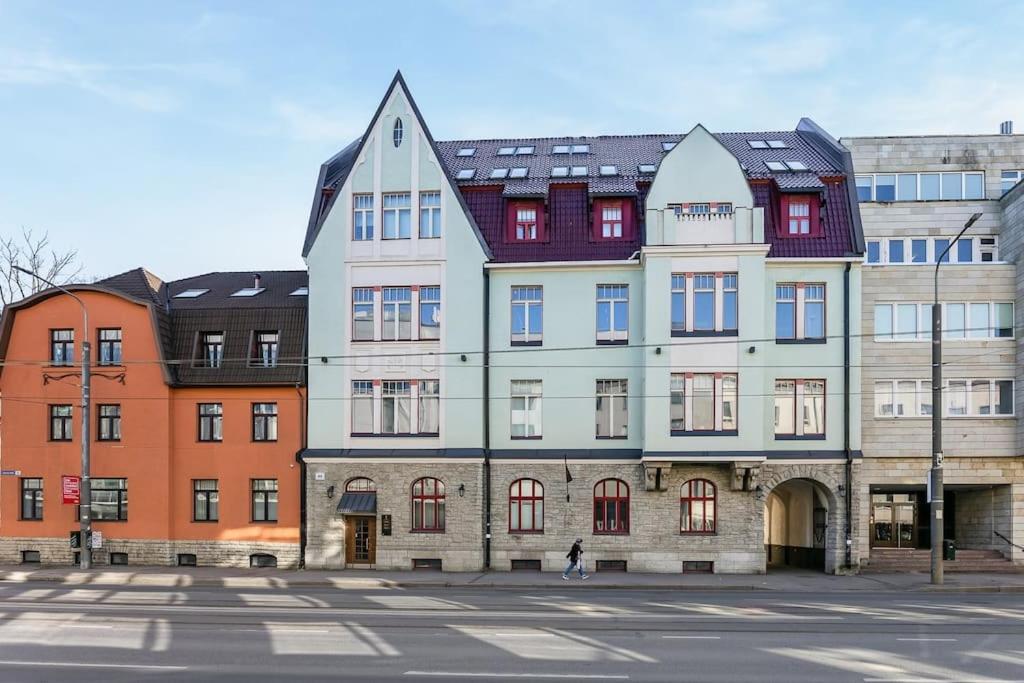 Urban-Glam City Centre Studio With A Gym And Terrace Tallin Zewnętrze zdjęcie